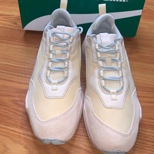 Puma Thunder Desert sneakers
